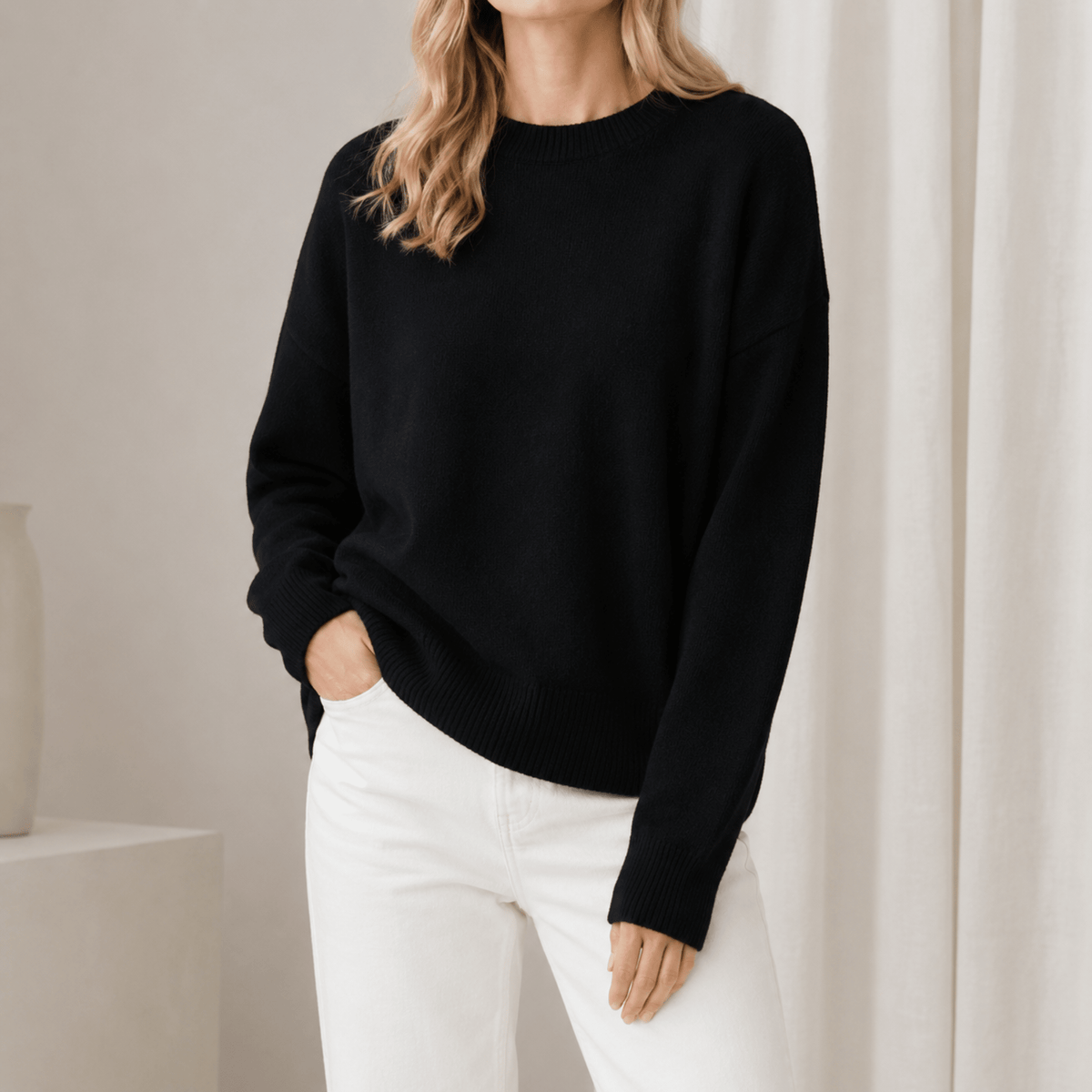 Charlotte - Women's Oversized Crewneck Sweater with Ribbed Cuffs