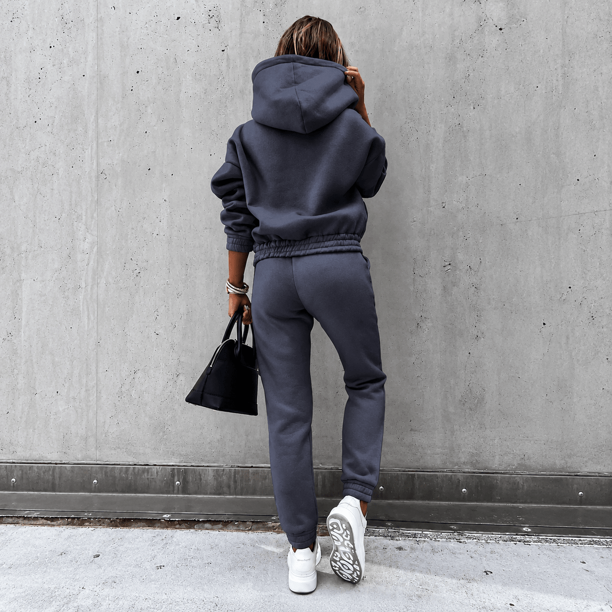 Livia - Women's Oversized Hooded Sweatshirt and Jogger Set