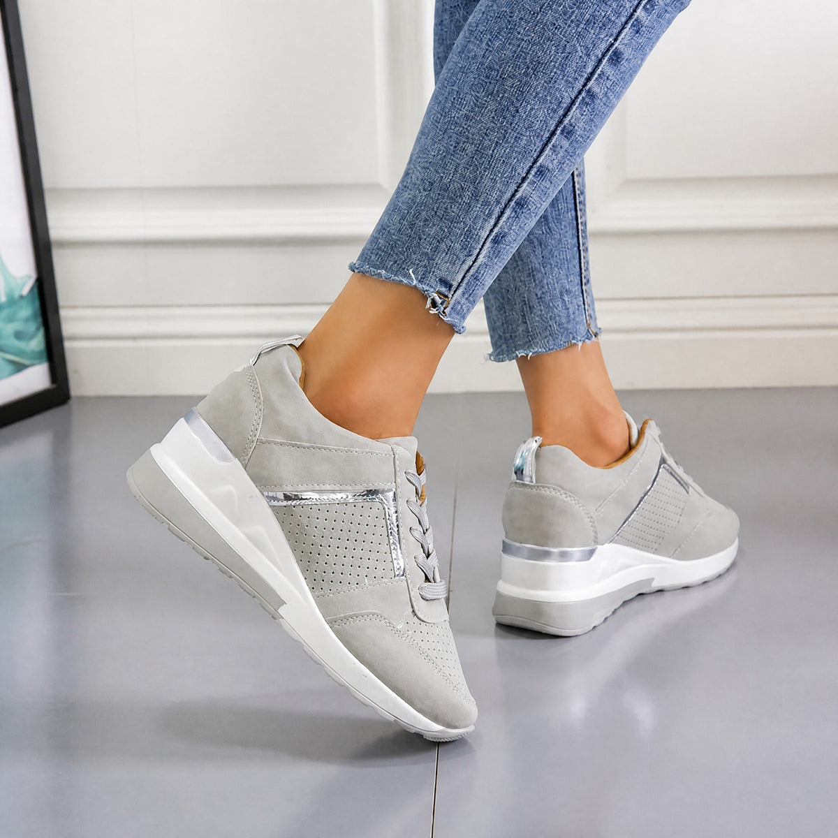 Wiktoria - Women's Orthopedic Wedge Sneakers with Perforated Panels