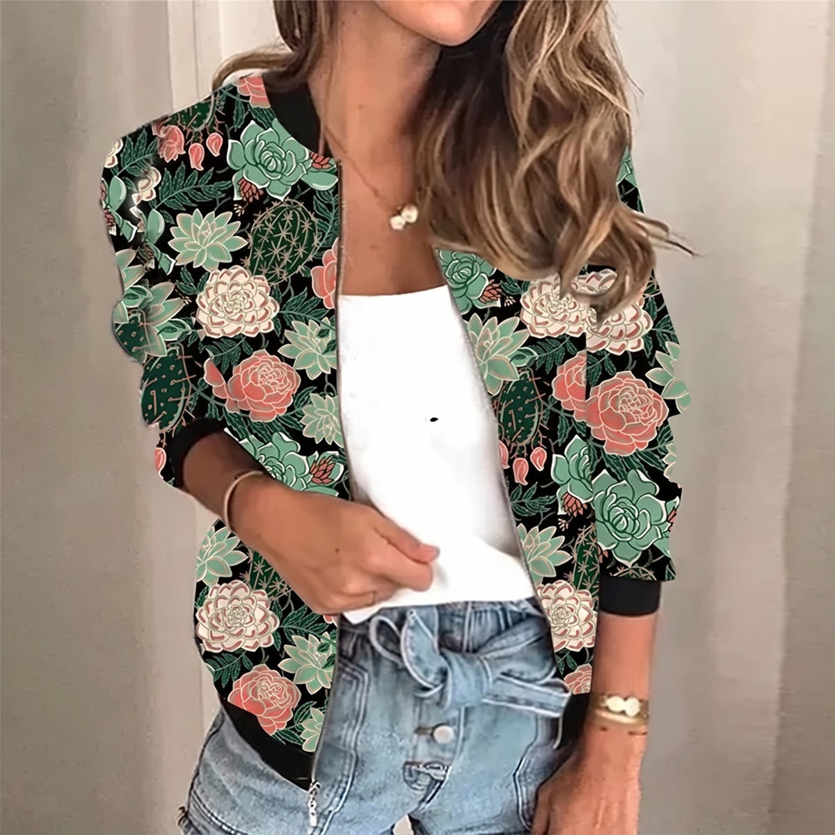 Charlotte - Women's Relaxed Fit Lightweight Printed Jacket