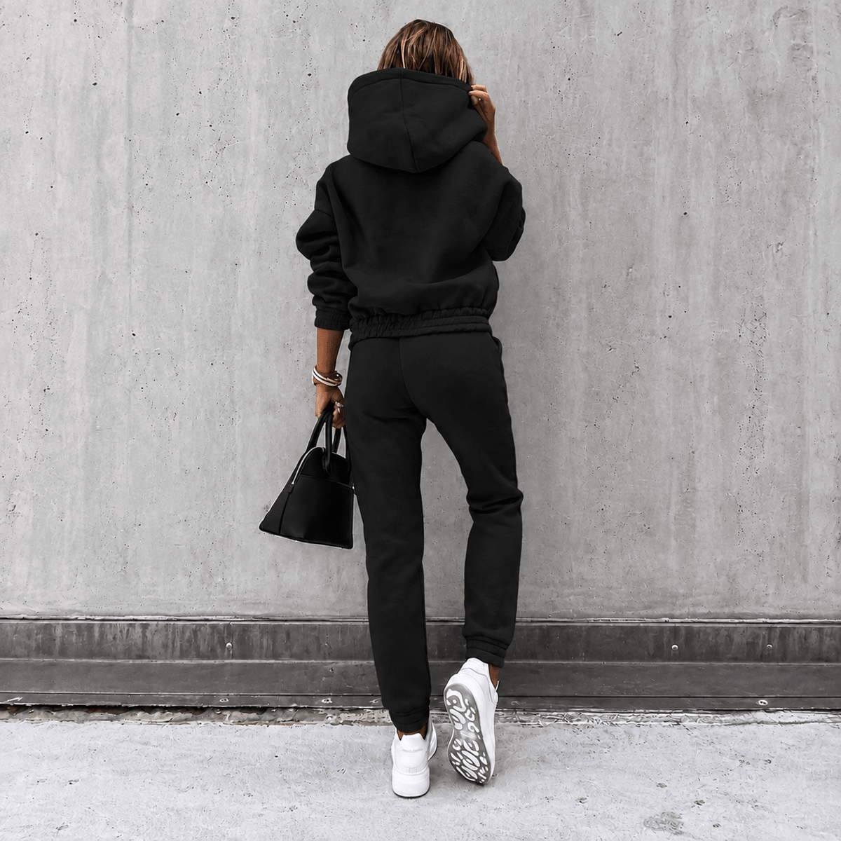 Livia - Women's Oversized Hooded Sweatshirt and Jogger Set