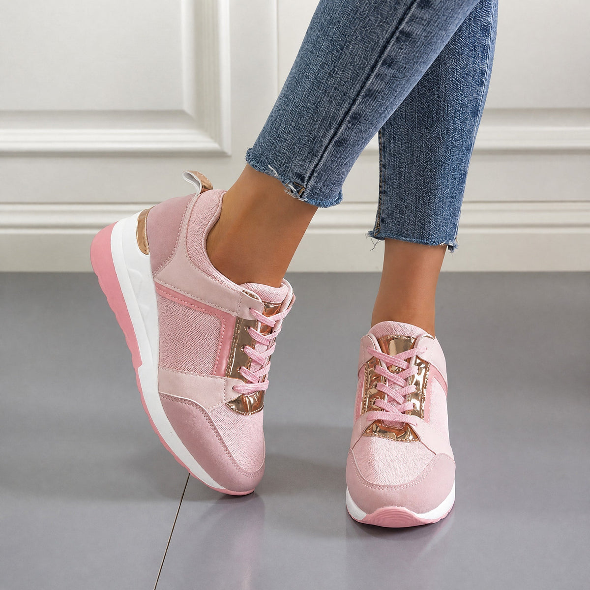 Wiktoria - Women's Orthopedic Wedge Sneakers with Perforated Panels